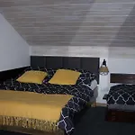 منزل للإقامة Goscinne Na Skarpie