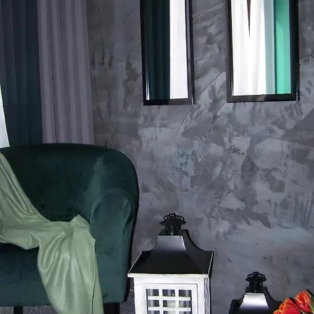 Pokoje Goscinne Na Skarpie Homestay *