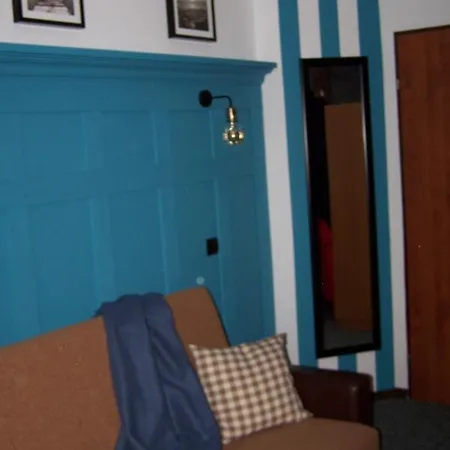 Homestay Pokoje Goscinne Na Skarpie