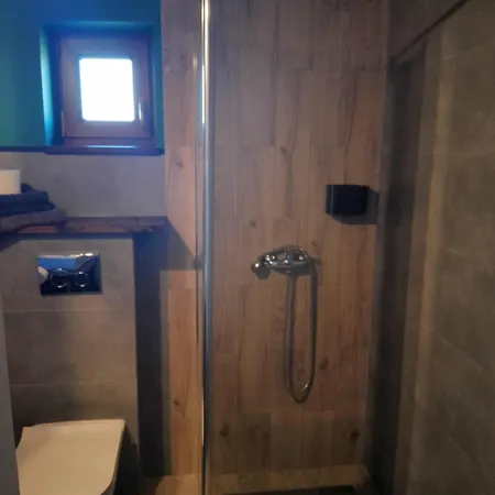 Pokoje Goscinne Na Skarpie